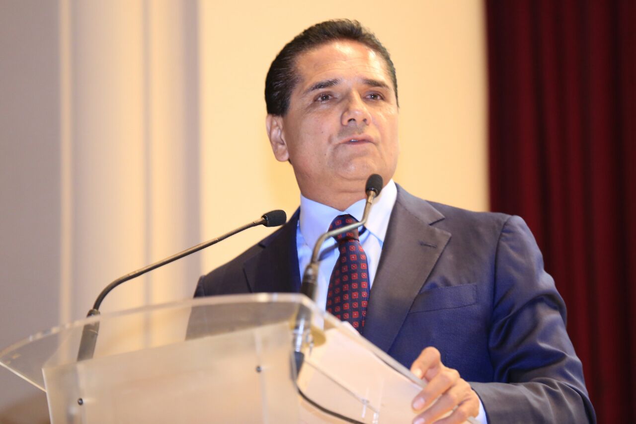 Generar oportunidades para evitar migración, el reto: Silvano Aureoles