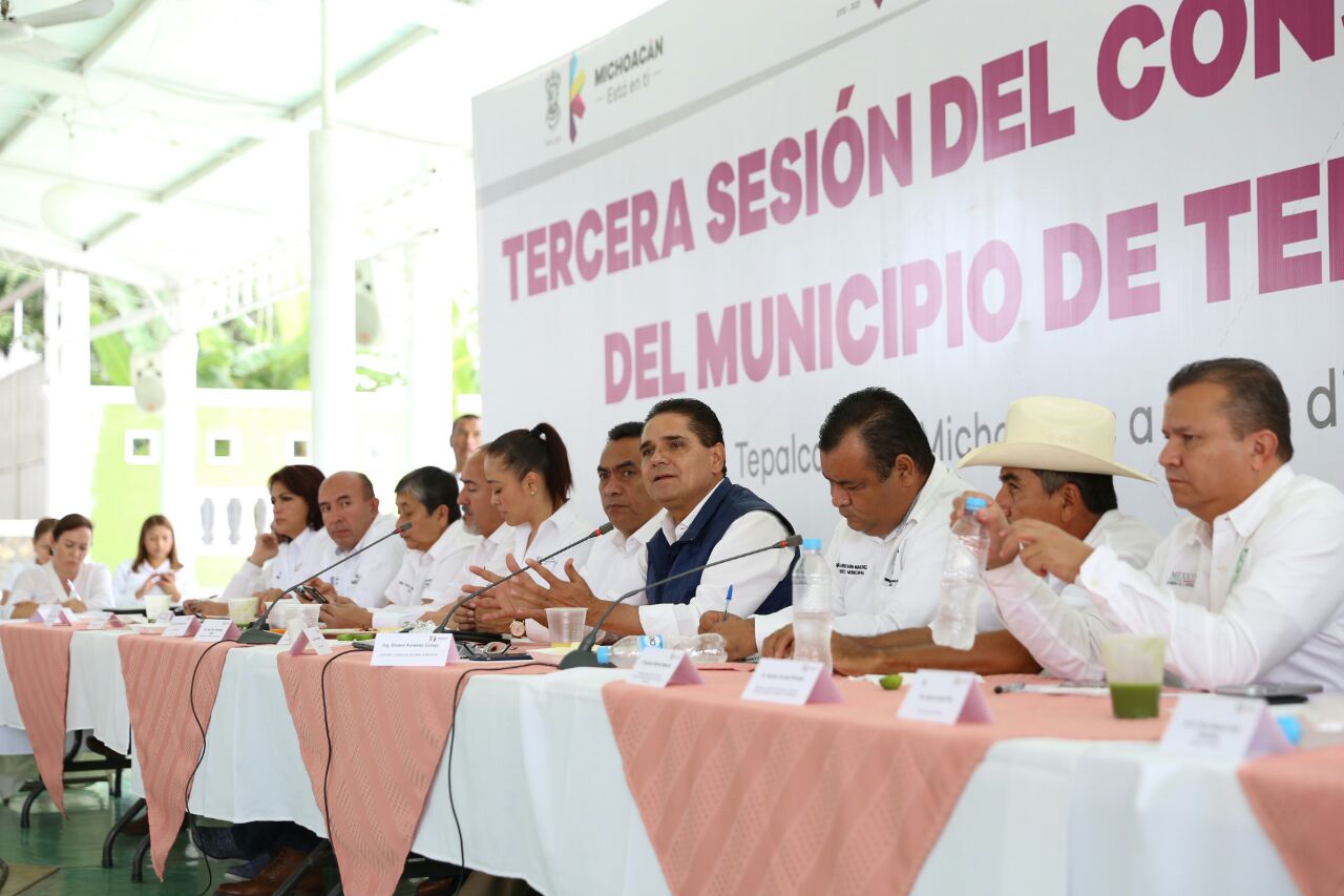 Acciones articuladas para lograr transformación de Tepalcatepec: Silvano Aureoles