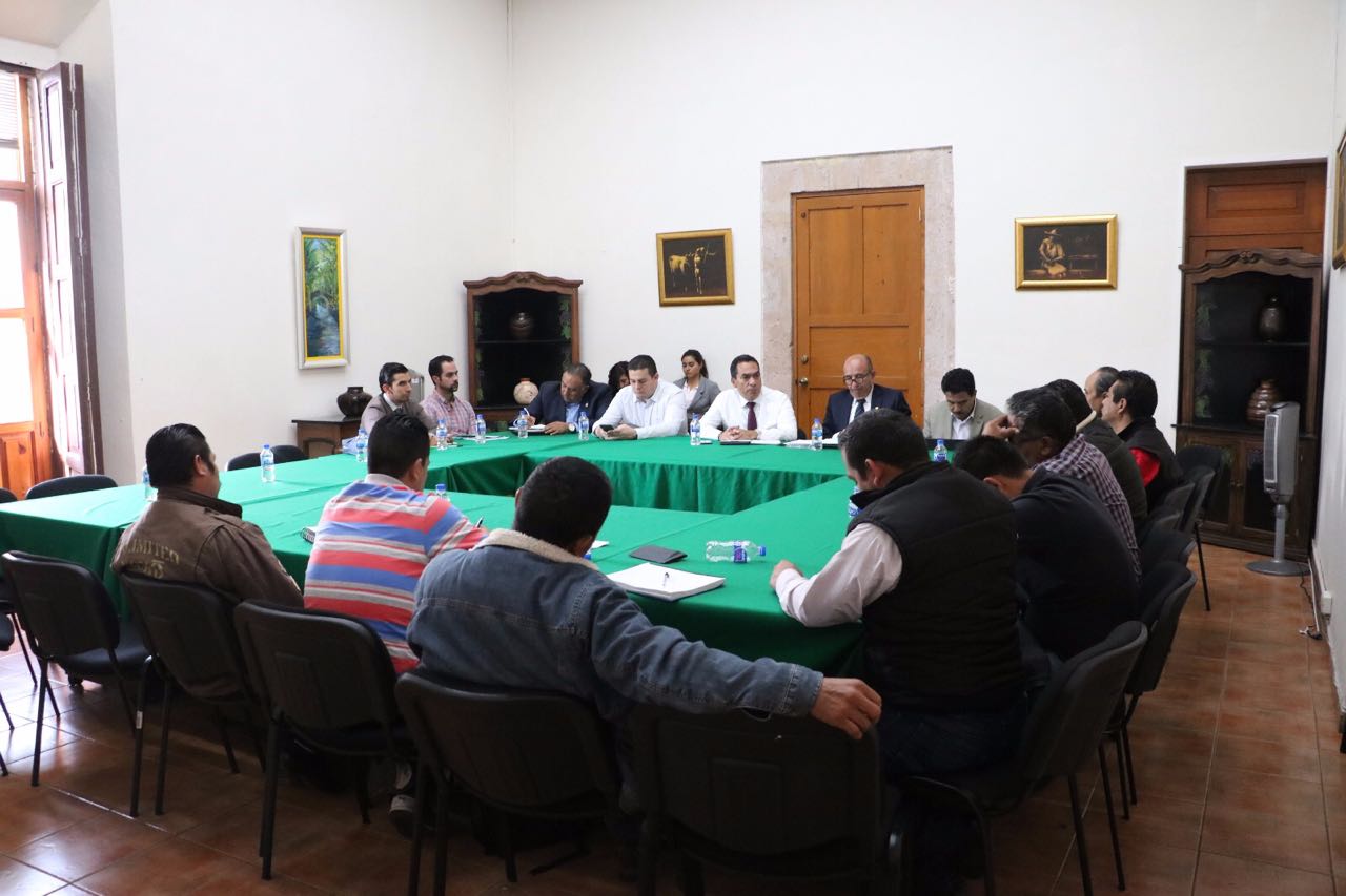 Cumplirá Gobierno con pagos de fin de año con el sector educativo: Adrián López