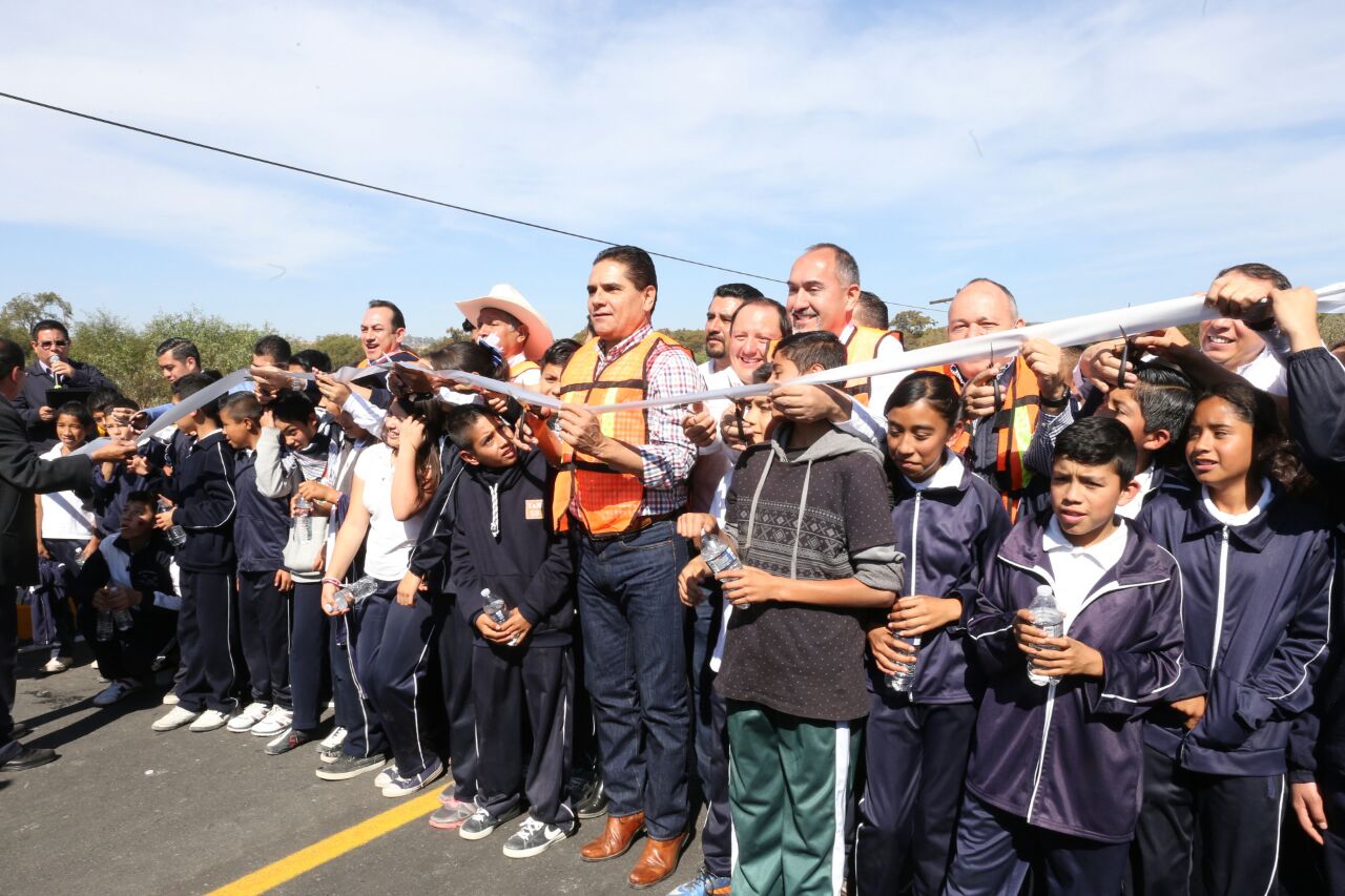 Atender a los municipios a pesar de limitaciones financieras: Silvano Aureoles