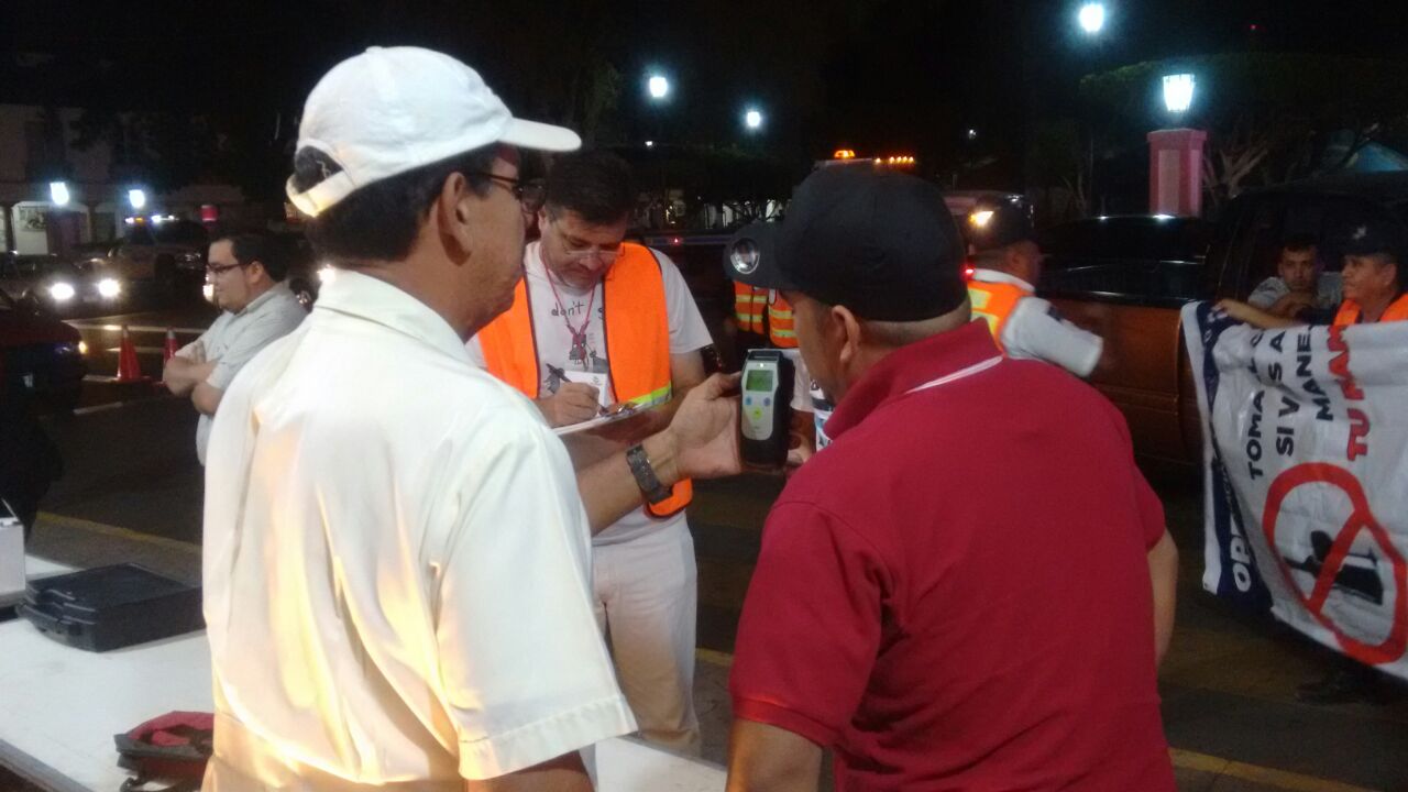 Mantendrán operativo de alcoholímetro en Apatzingán