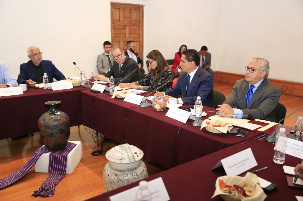 Sostiene Gobernador reunión con Comité Ciudadano de seguimiento al Plan Michoacán