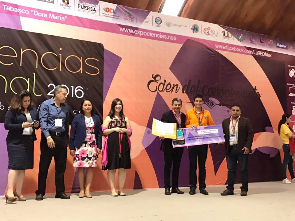Estudiantes del CECyTEM triunfan en la Expociencias Nacional 2016