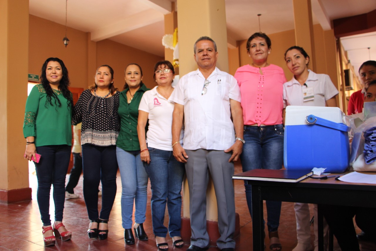 Acercan atención médica para hombres y mujeres