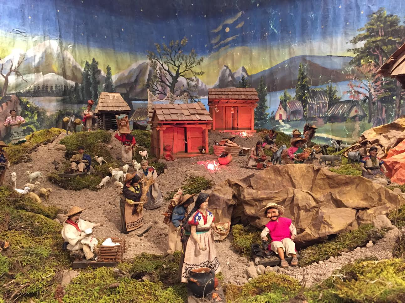 Invita IAM a comprar artesanía y visitar su nacimiento purépecha