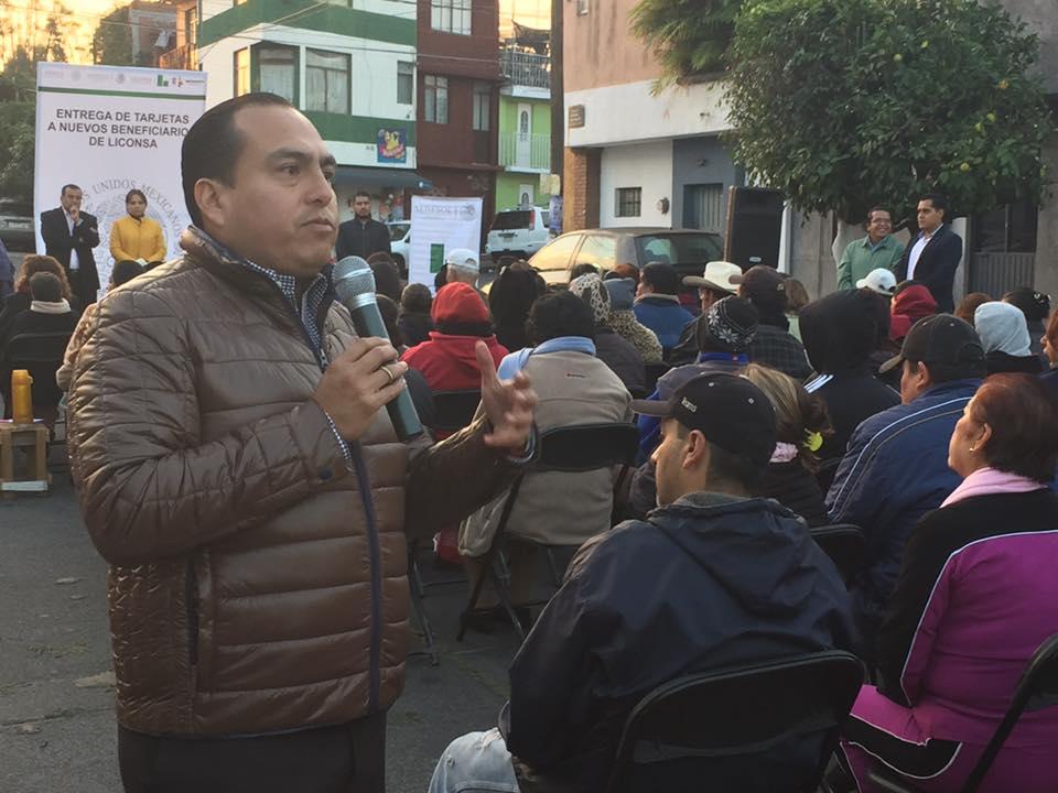 Otorgan nuevas tarjetas de beneficiarios liconsa en colonia de morelia