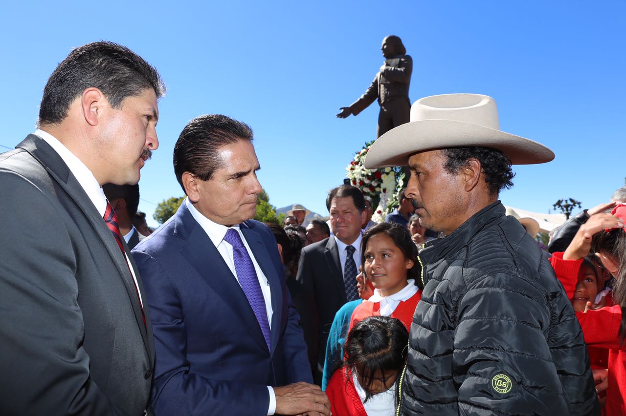 Convoca Silvano Aureoles a la unidad para hacer frente a las adversidades