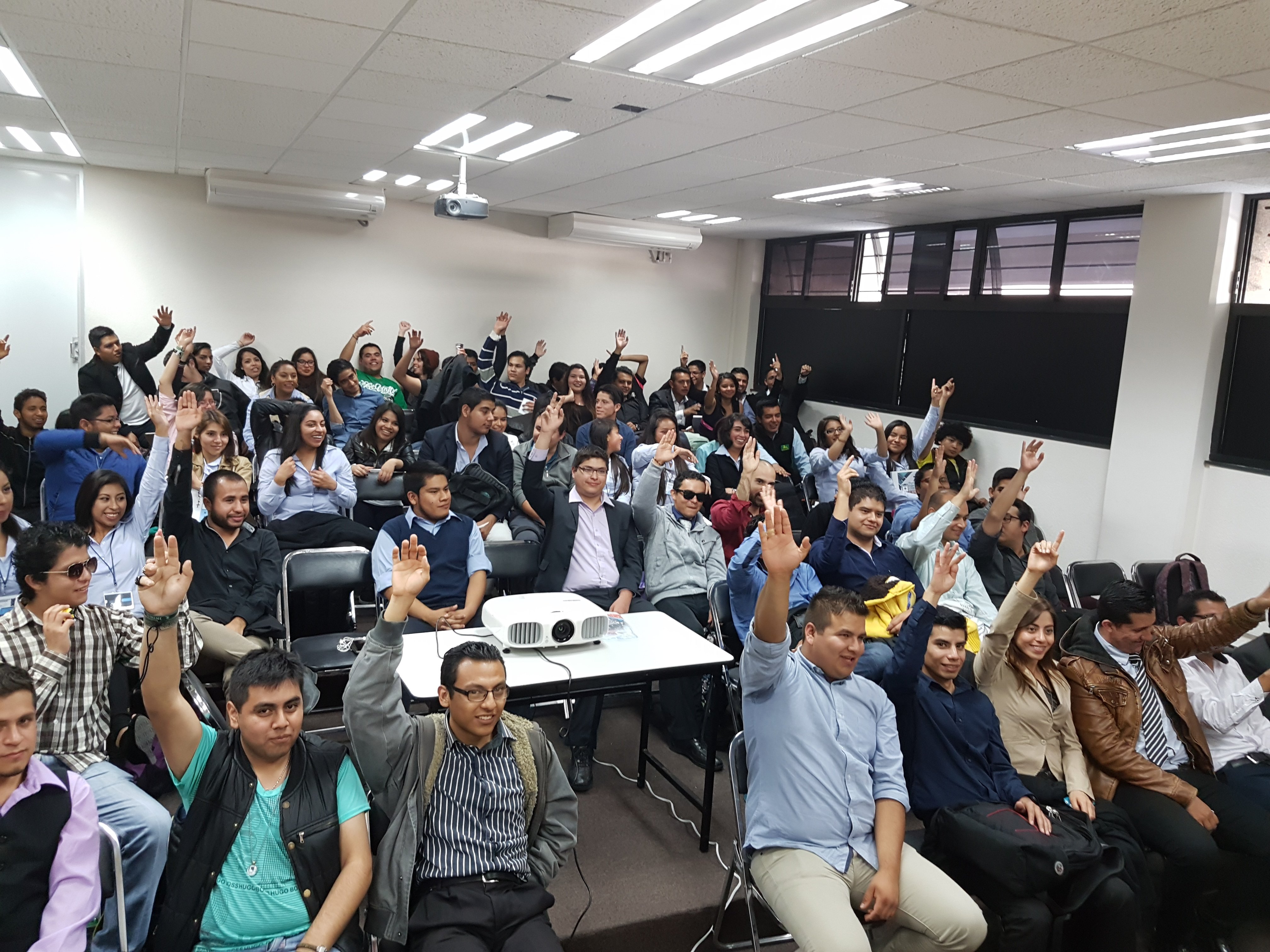 Estudiantes de la UTM triunfan en concurso de proyectos académicos sobre TIC’s