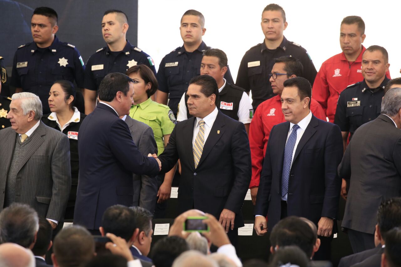 Asiste Gobernador a implementación del Número de Atención de Emergencias 911