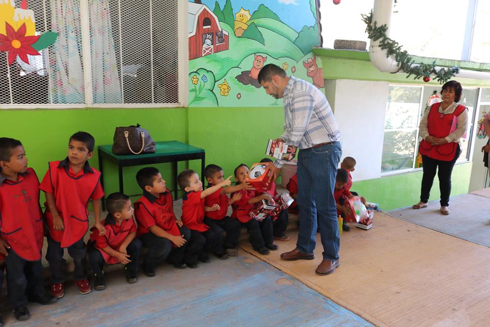 El Gobierno de Tuzantla y DIF; reiteran compromiso con la niñez