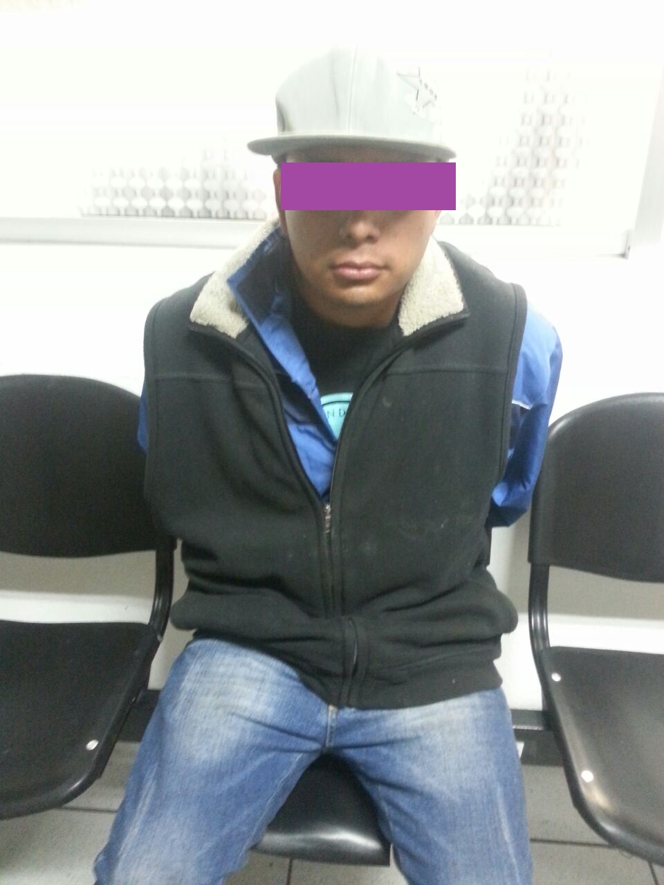 Policía Municipal de Morelia detiene a dos presuntos asaltantes