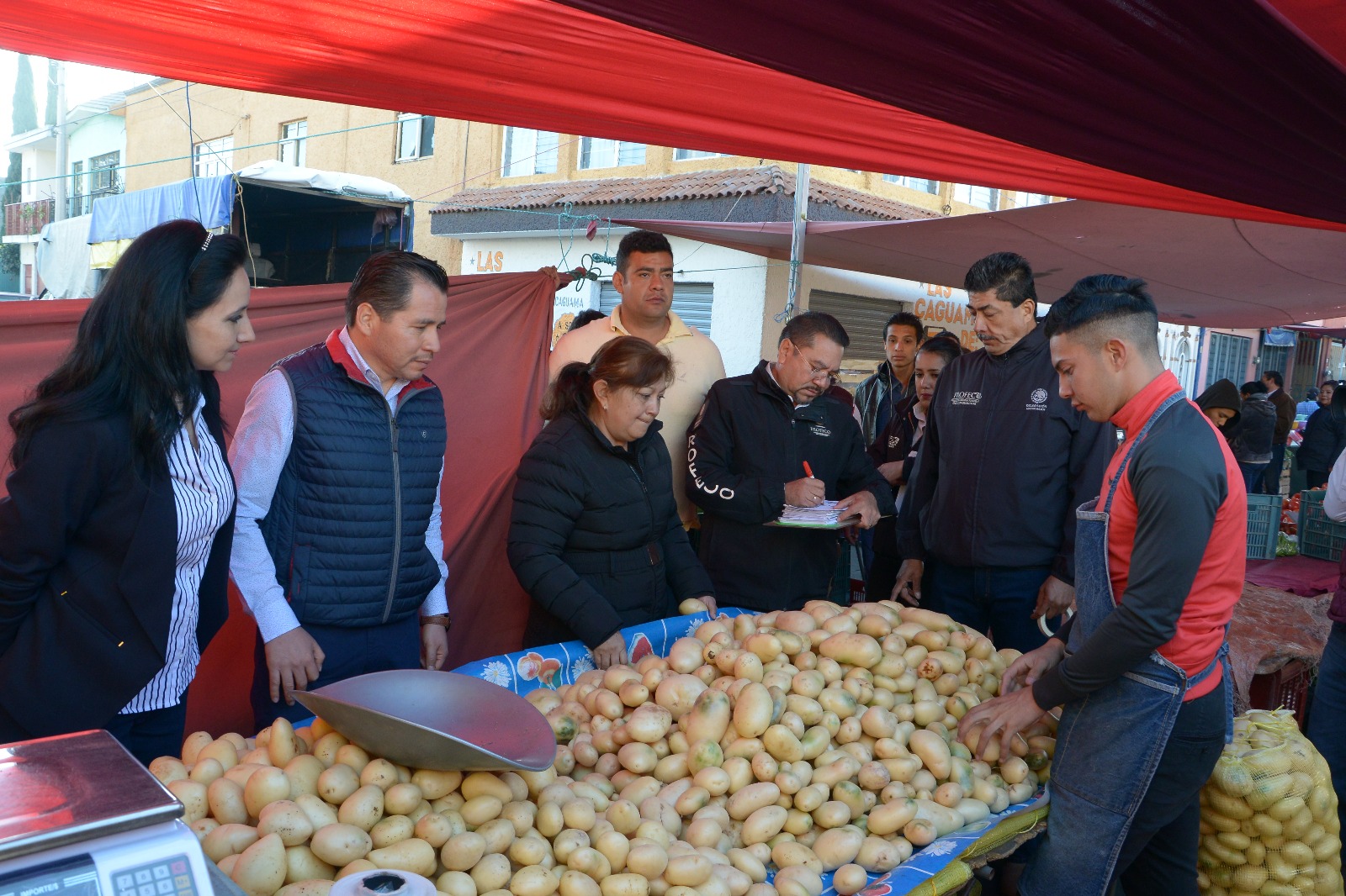 En mercados y tianguis de Morelia están los mejores productos: Servicios Públicos Municipales