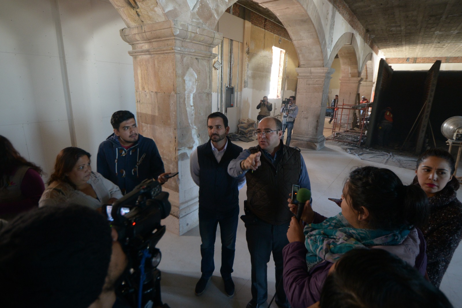 Autoridades municipales supervisan construcción del Tercer Centro de Atención a Víctimas