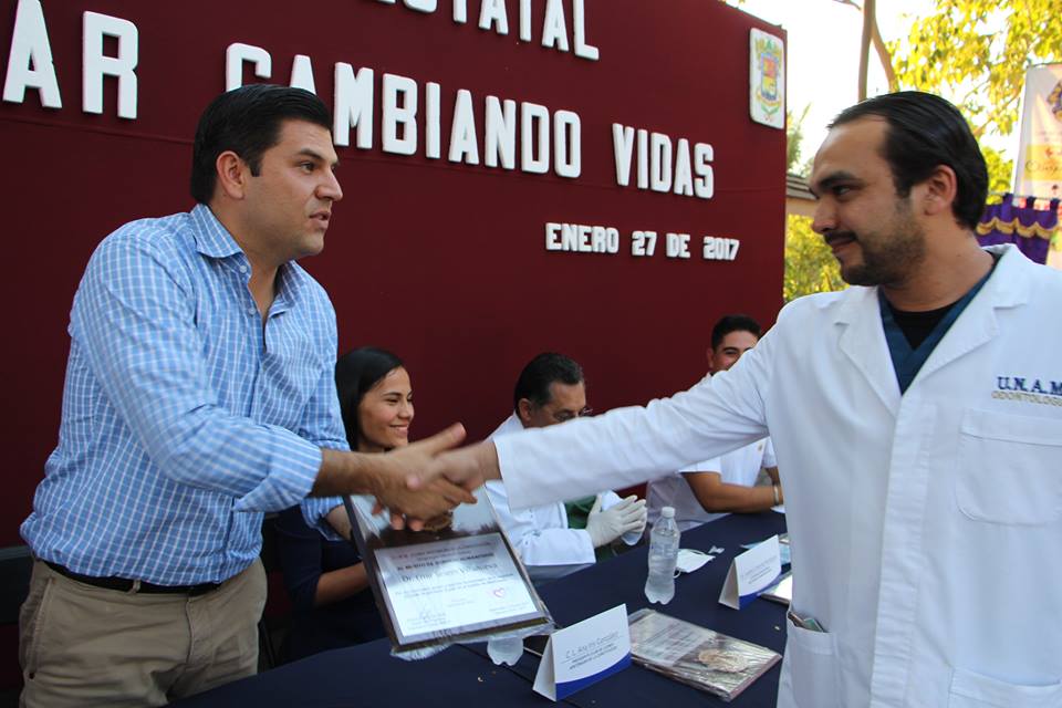 La unión de corazones nobles cambia la vida de familias: Lizbeth Guízar