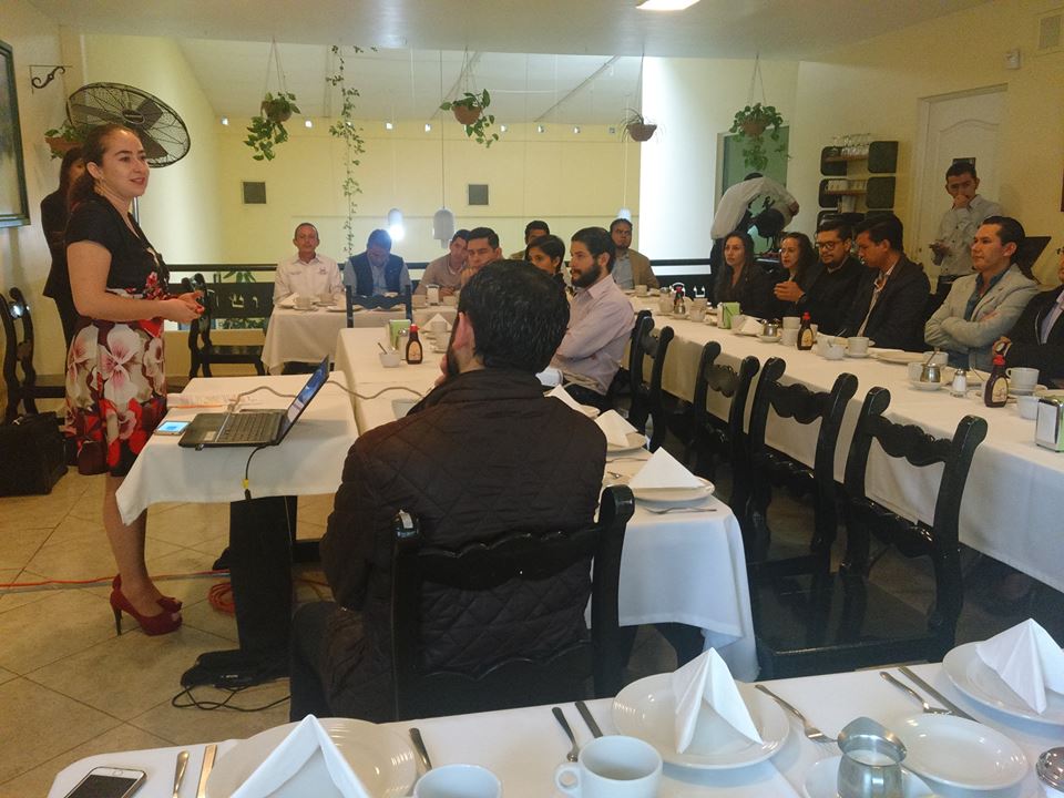 Brinda Gobierno Municipal asesoría gratuita a emprendedores y empresarios