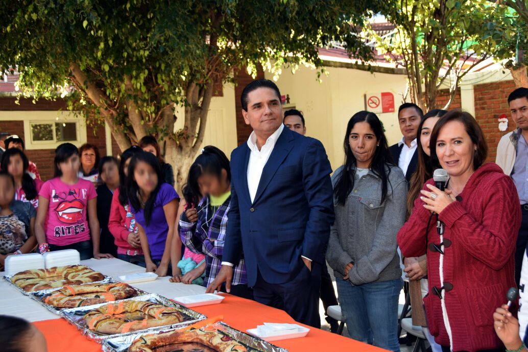 Dar a niñez mejores condiciones para su desarrollo: Silvano Aureoles