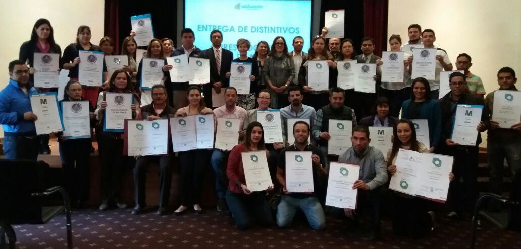 Entrega Sectur Michoacán distintivos a prestadores de servicios turísticos del estado