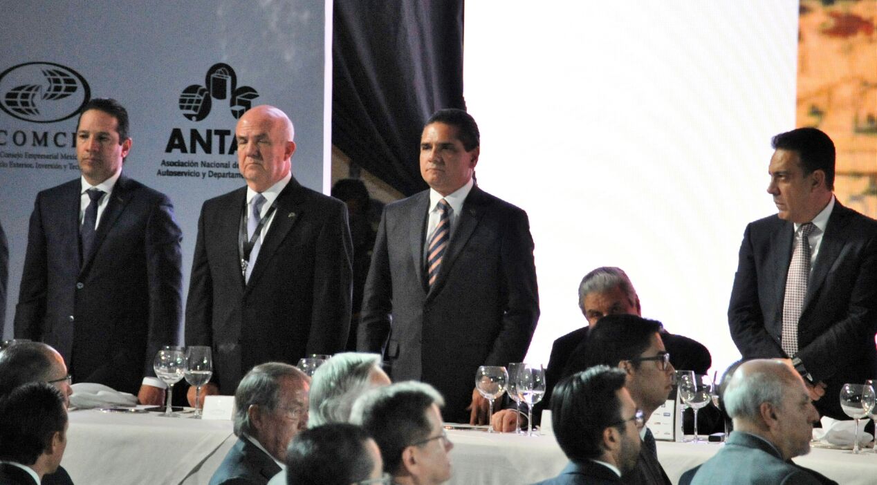 Asiste Gobernador al 40 aniversario del Consejo Coordinador Empresarial