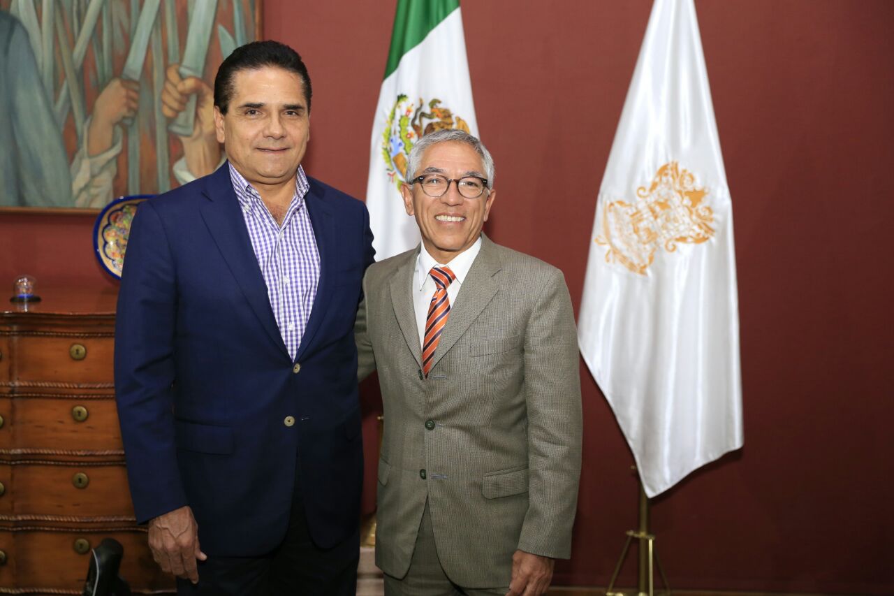 Analizan Silvano Aureoles y Salvador Jara alternativas educativas para jóvenes