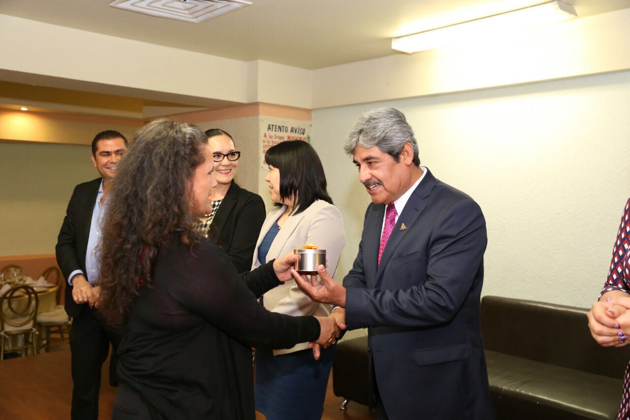 Conmemoran a jubilados y pensionados del estado