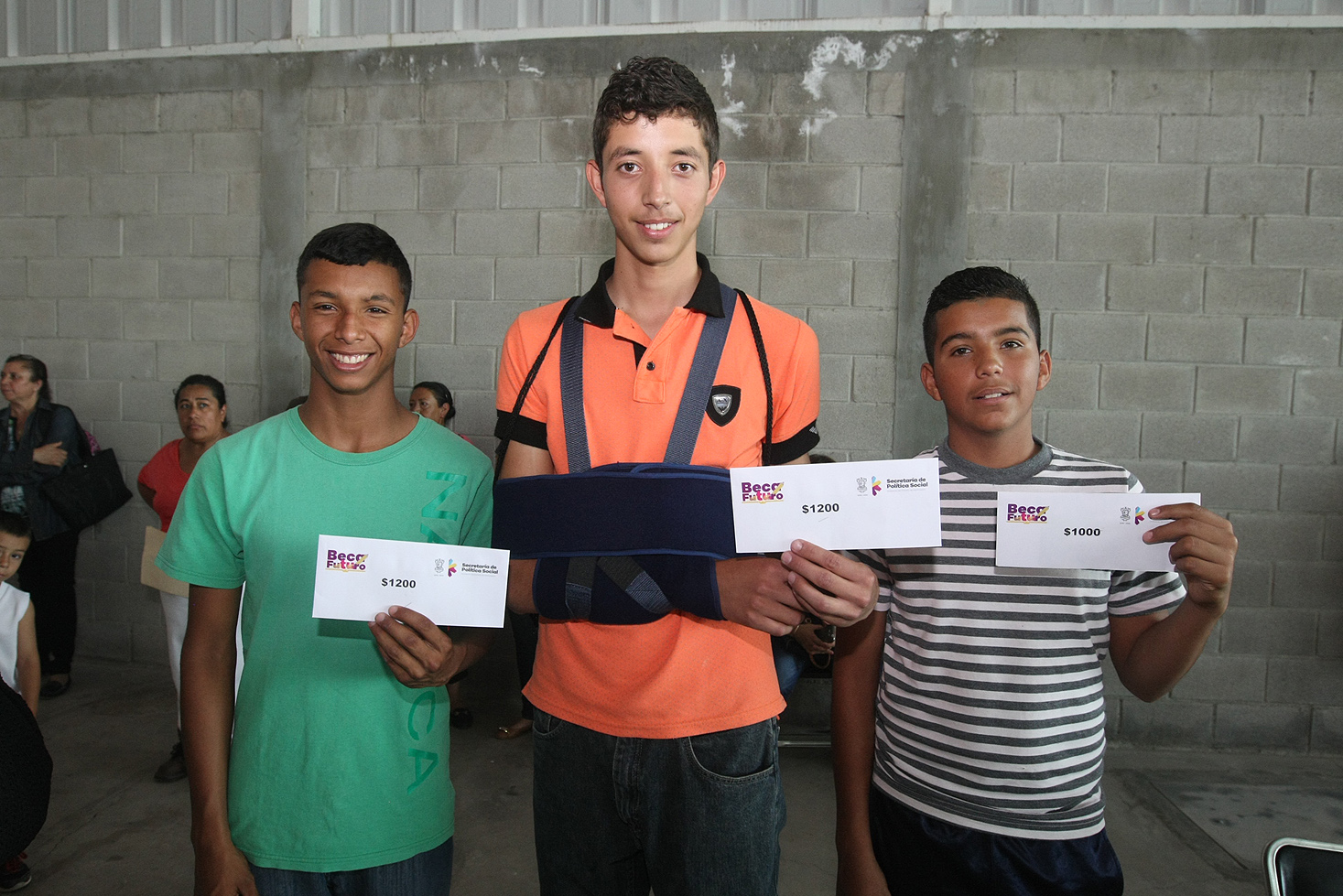 Por iniciar, recepción de documentos de beneficiarios de Beca Futuro 2016-2017