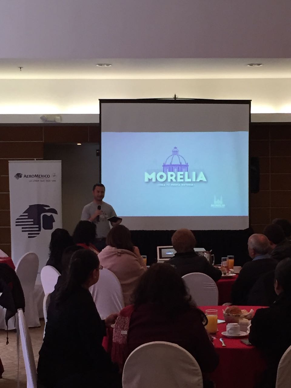 Promocionan a Morelia en agencias de viajes de Tijuana