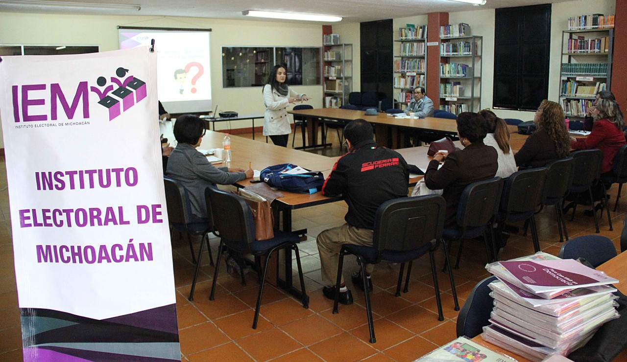 El Instituto Electoral de Michoacán imparte el taller “Para convivir en democracia”
