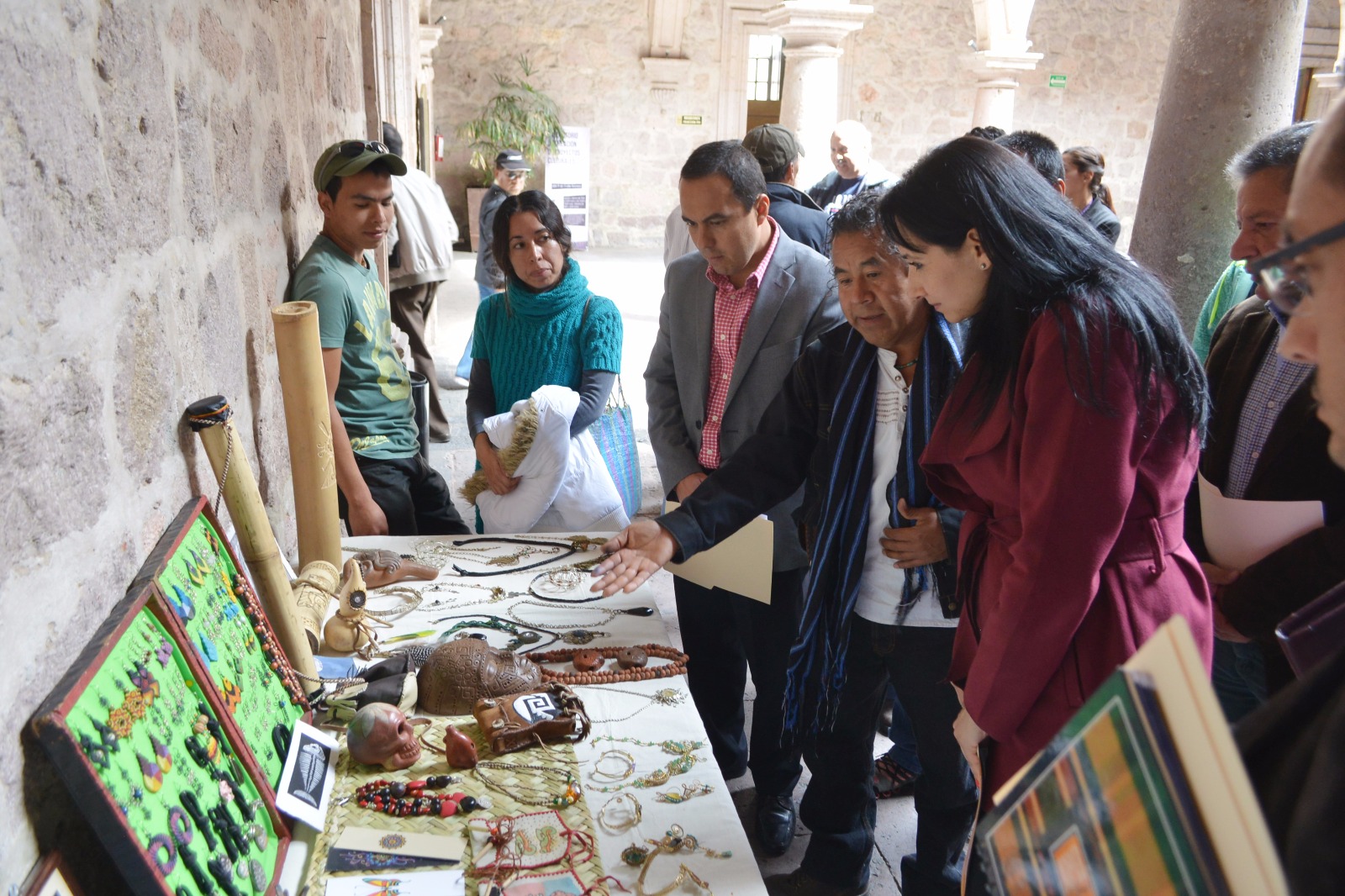 Explora Ayuntamiento alternativas de venta para artesanos morelianos