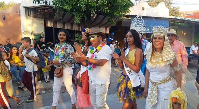 Fiesta y alegría en el carnaval Antúnez 2017