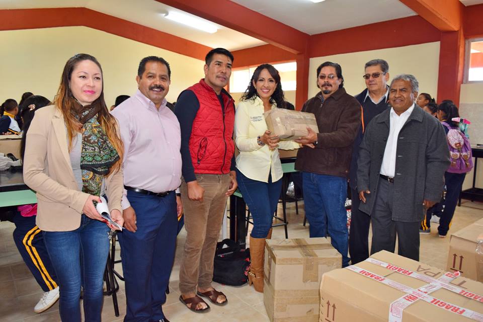 Equipa IIFEEM secundaria de Tingambato