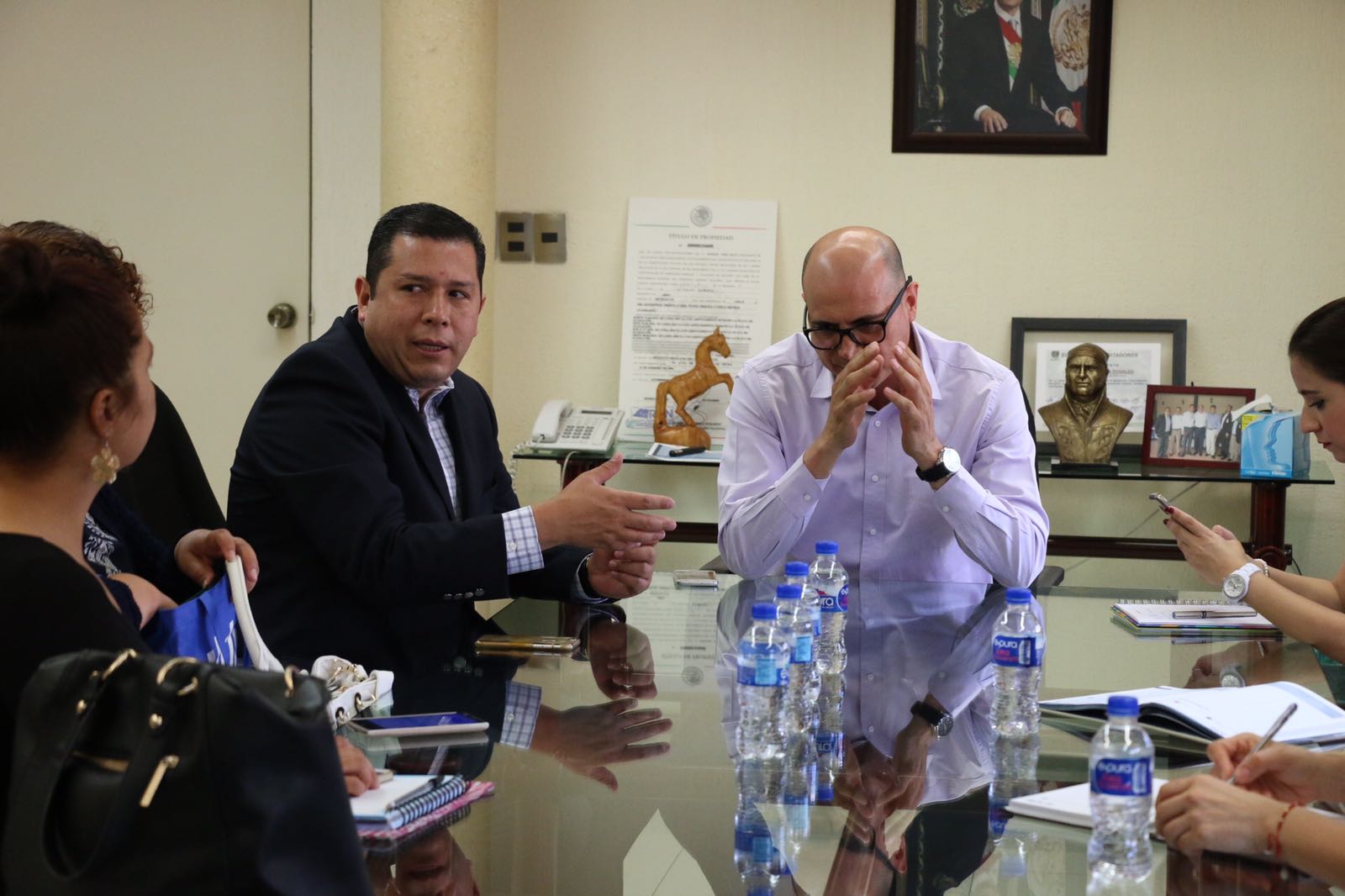 Telebachillerato e IMSS revisan adeudo de prestaciones de trabajadores