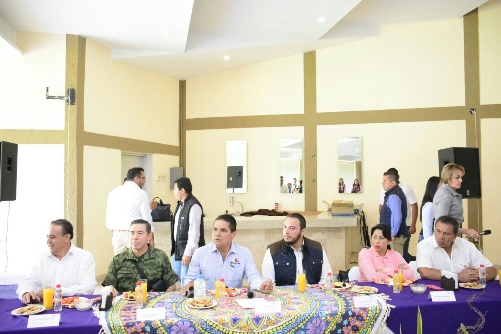 Encabeza Gobernador reunión del Grupo de Coordinación en Los Reyes