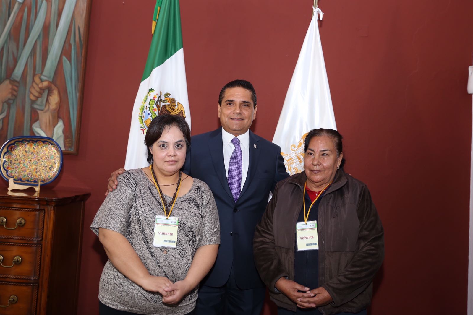 Se solidariza Gobernador con la migrante deportada Maribel Trujillo
