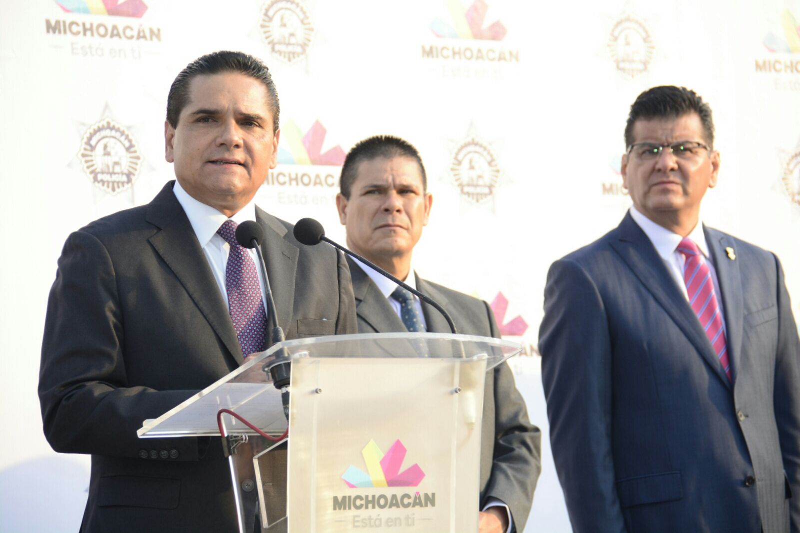 Fortalecer Estado de Derecho y recuperar paz social, deber de Policía Michoacán: Silvano Aureoles