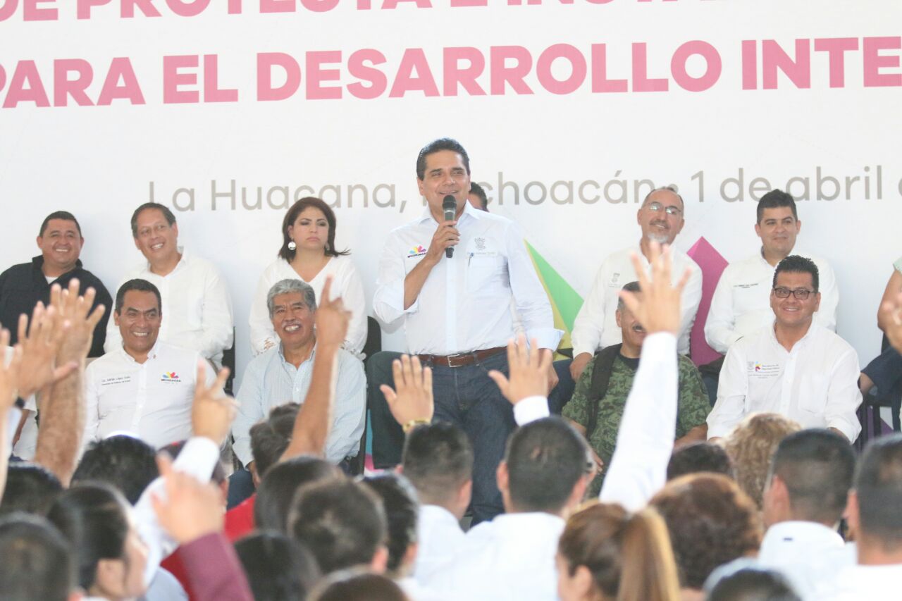 Instala Gobernador Consejo Municipal para el Desarrollo Integral de La Huacana