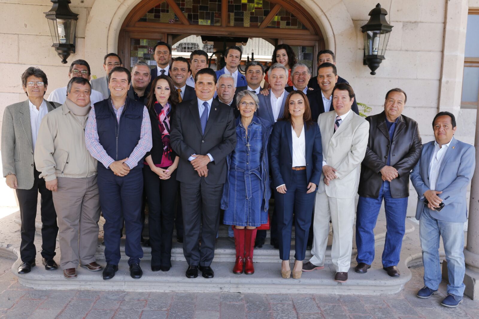 Sostiene Silvano Aureoles encuentro con comunicadores y líderes de opinión