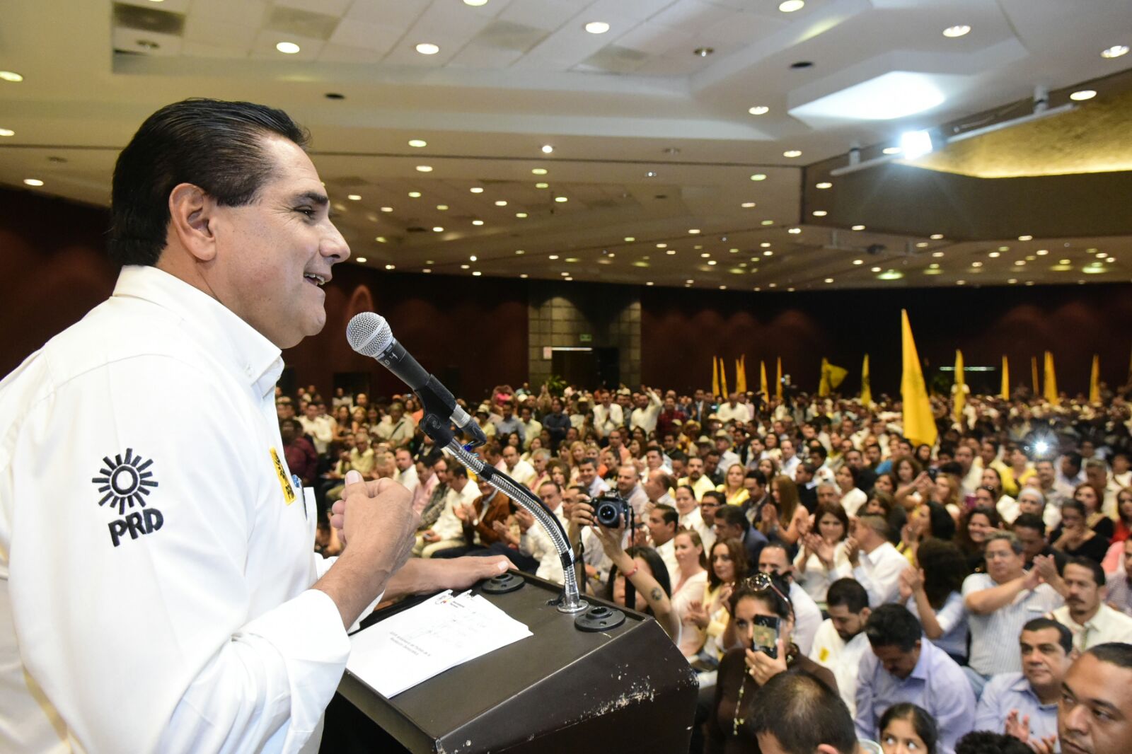 México necesita un cambio; el PRD debe encabezarlo: Silvano Aureoles