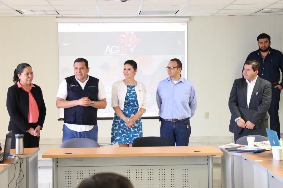 Personal del Telebachillerato Michoacán asiste a taller impartido por la Univim