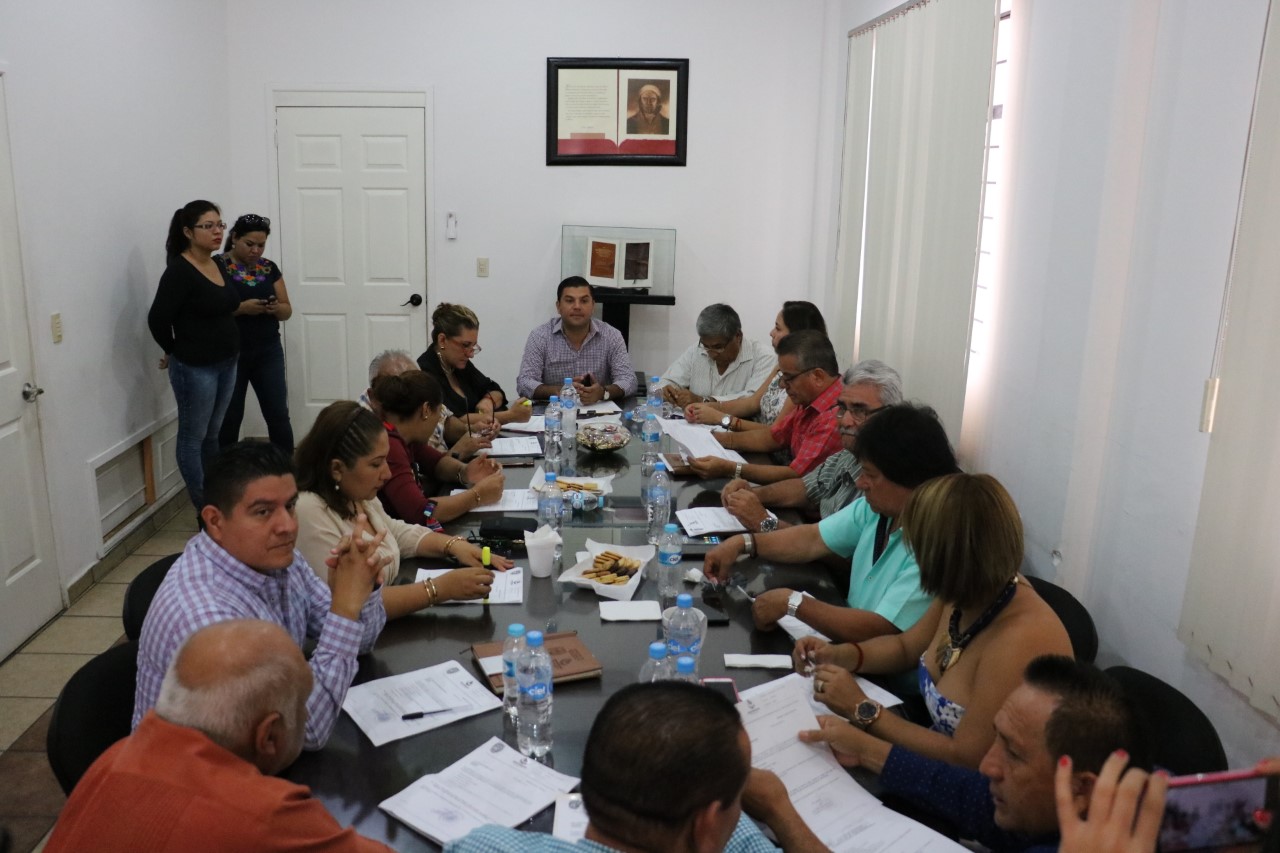 Autorizan obras para zona rural en Apatzingán