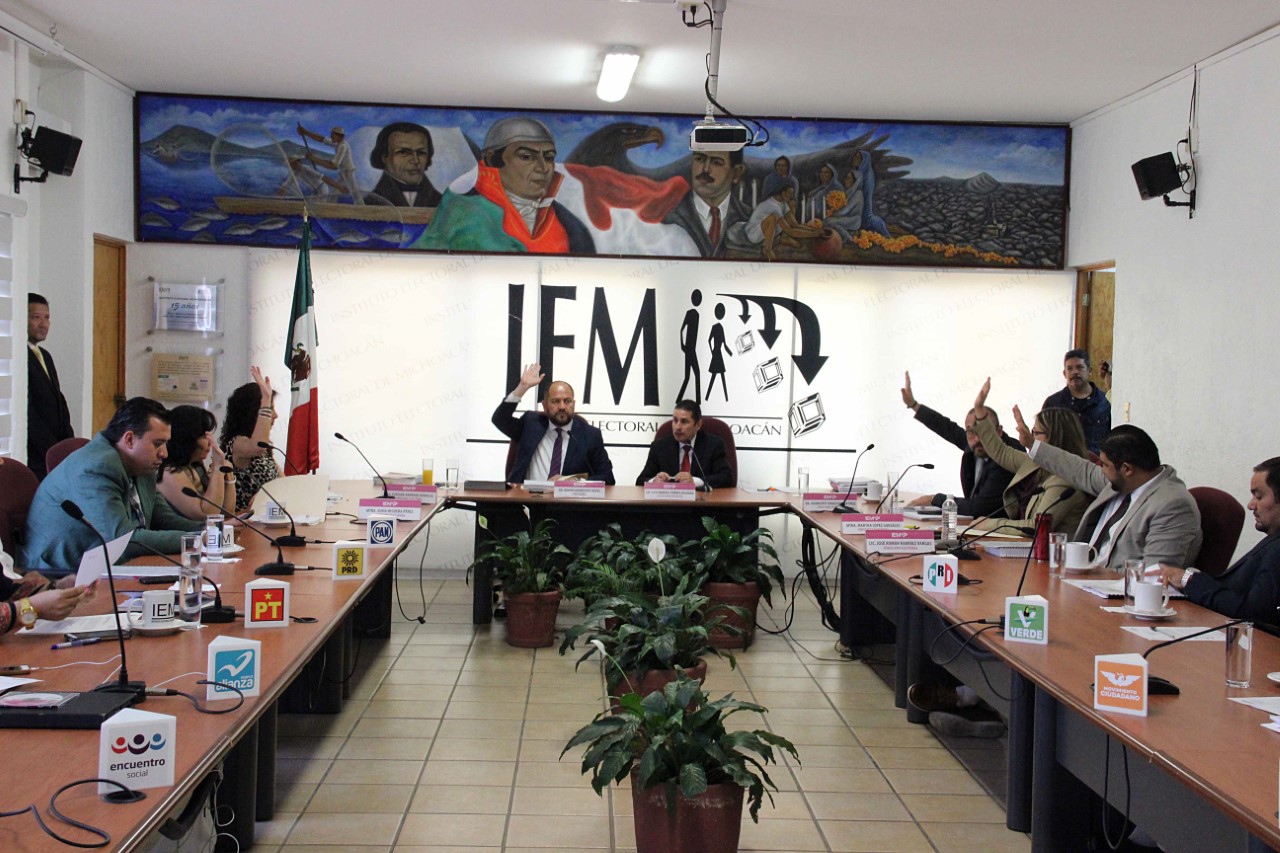 Propone Silvano Aureoles incorporar a adolescentes de Prospera a Beca Futuro