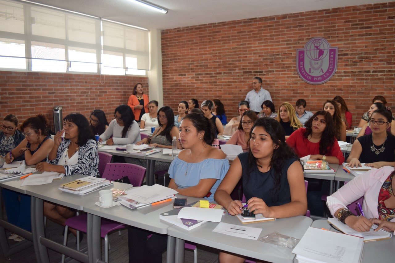 Las priístas iremos por la conquista de múltiples espacios en 2018: Rocío Pineda Gochi.