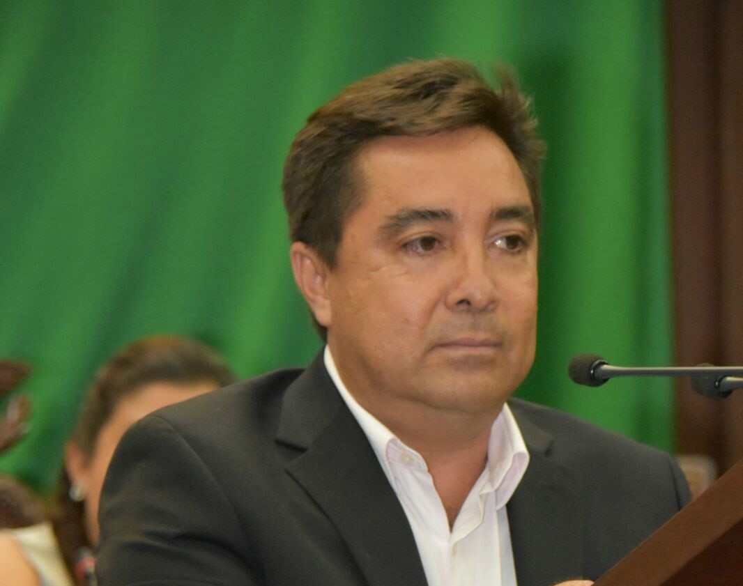 Retención de placas vehiculares violenta y arriesga a la ciudadanía: Sergio Ochoa