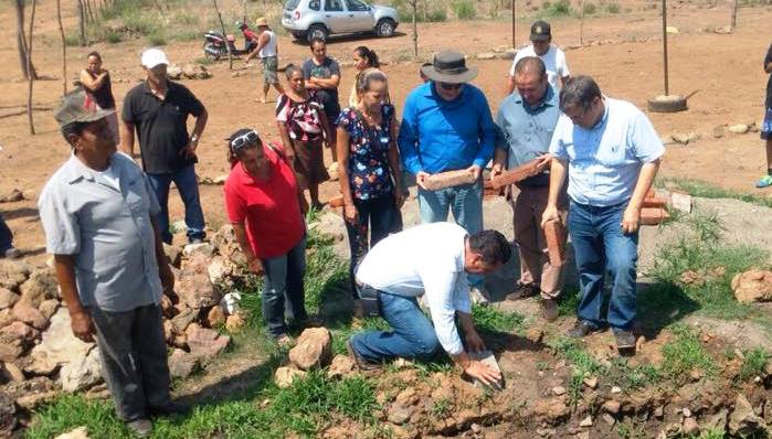 Panistas apatzinguenses impulsan construcción de aulas