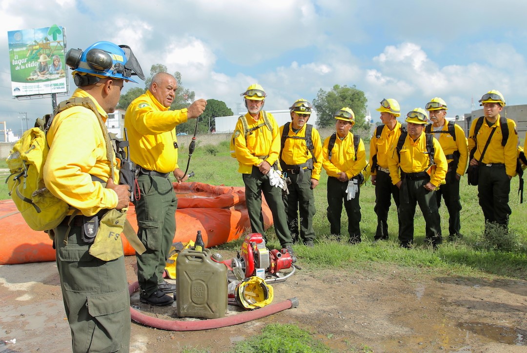 Apoyarán 108 combatientes mexicanos en incendios en Canadá