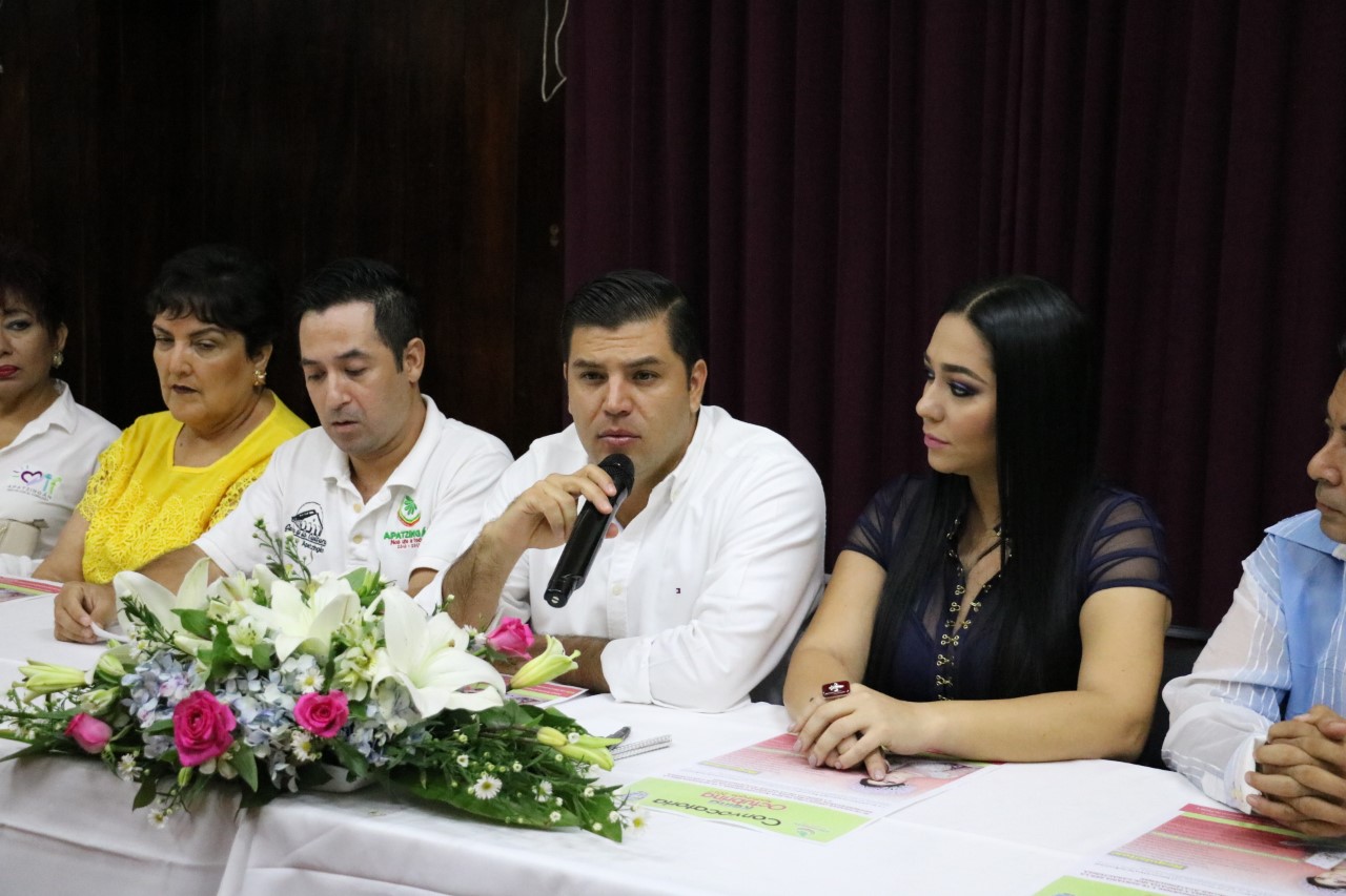 Presentan convocatoria para elegir candidata a Reina de la Feria Octubrina