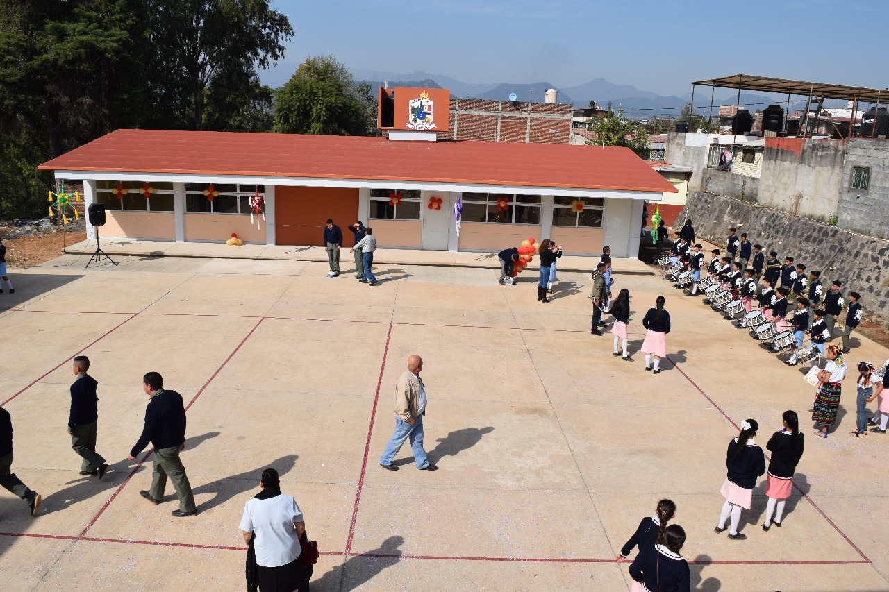 IIFEEM ha invertido en Uruapan más de 86.5 mdp en infraestructura educativa