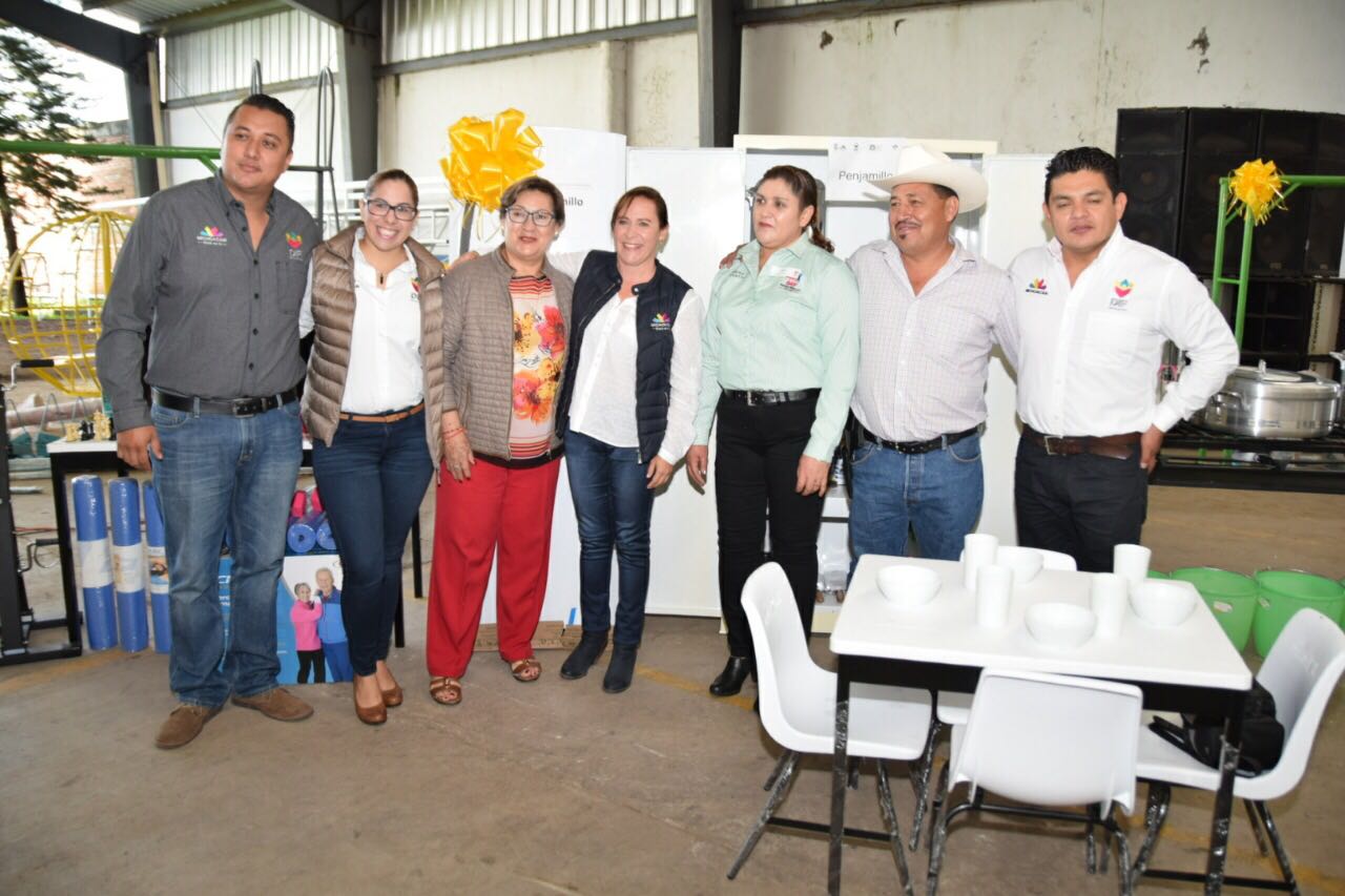 Finaliza DIF Michoacán entrega de equipamientos en los 113 municipios