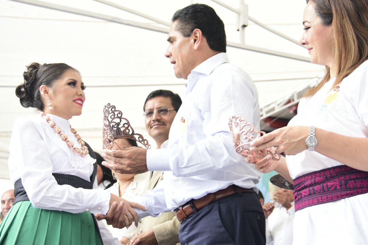 Santa Clara del Cobre tendrá todo el apoyo para detonar su desarrollo: Silvano Aureoles.