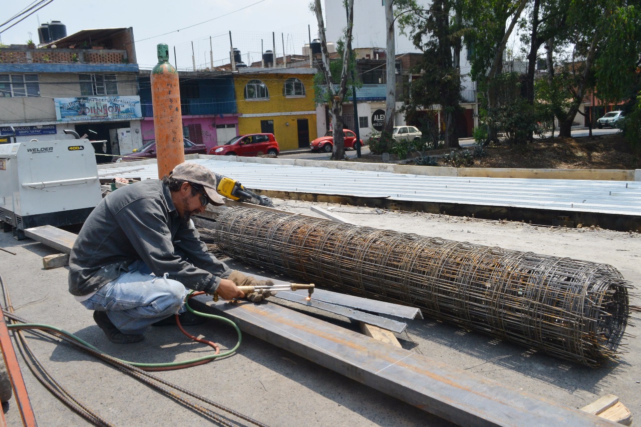 Avanza construcción de colector en Río Chiquito; se anuncian cortes viales