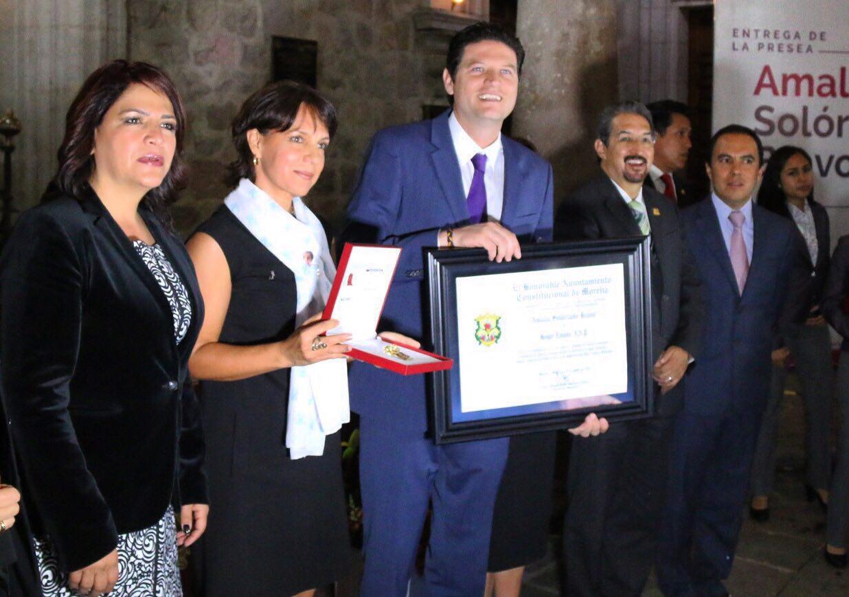 Por su apoyo a mujeres en vulnerabilidad, Fundación Hogar Emaus recibe presea Amalia Solórzano